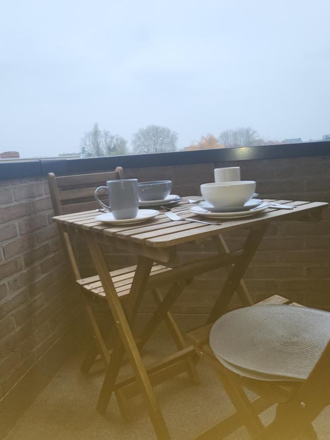Gezellig Appartement In Brugge, Nabij Damme. Exterior foto